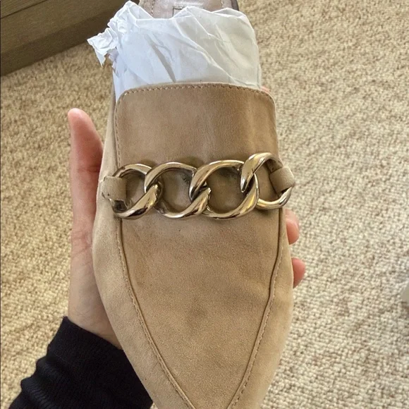 Steve Madden Beige Chain Accent Mules - Picture 2 of 2